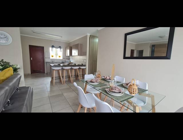 3 BEDROOM FREEHOLD FOR SALE IN WATERKLOOF HILL ESTATE
